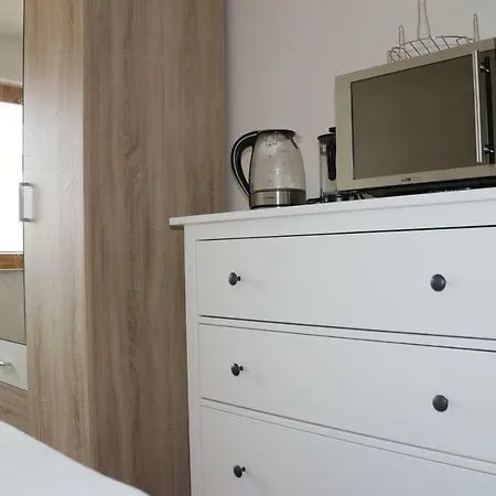 Apartment Romantische Ferienwohnung Mit Fantastischem Ausblick, Pool Und Gartensauna