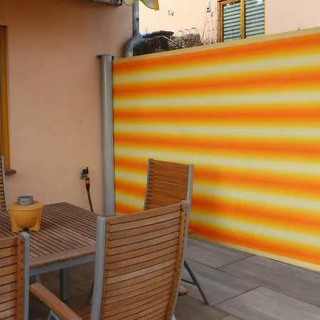 Romantische Ferienwohnung Mit Fantastischem Ausblick, Pool Und Gartensauna * Jena